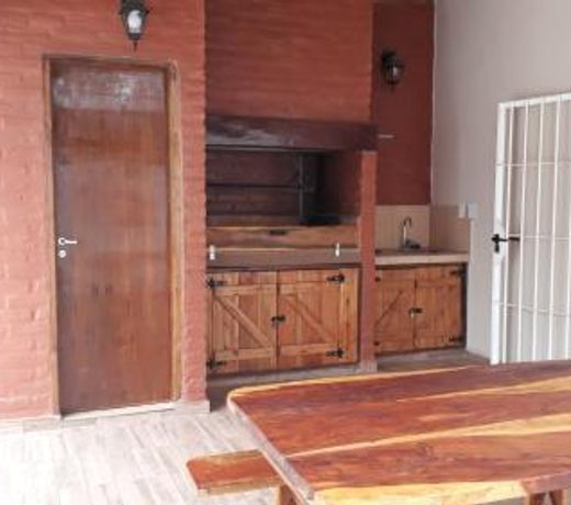 Hermosa Casita Paso Patria
