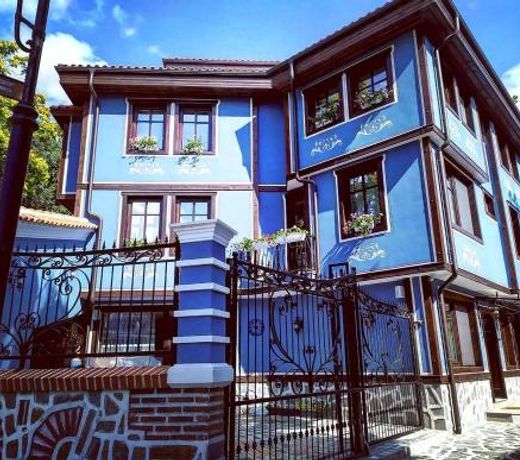 Pulpudeva Family Hotel