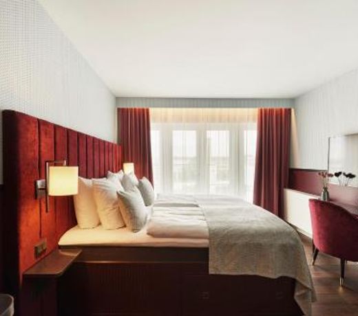WIDE Hotel