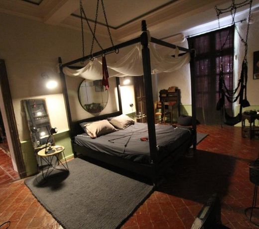 Love room Perpignan donjon 35mn de Perpignan
