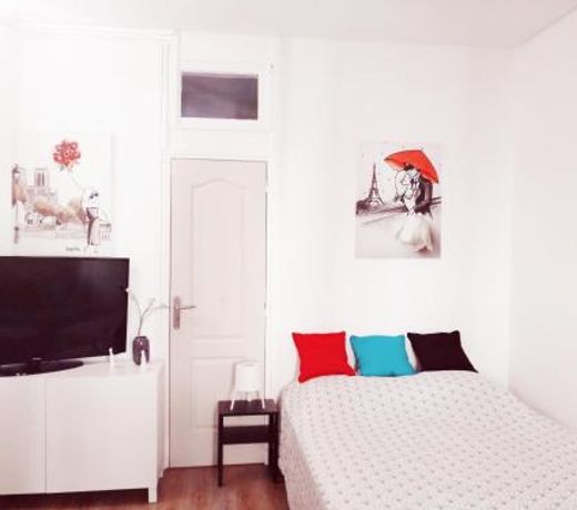Studio dans un quartier residentiel Ã  Montrouge avec le metro Ã  2 min