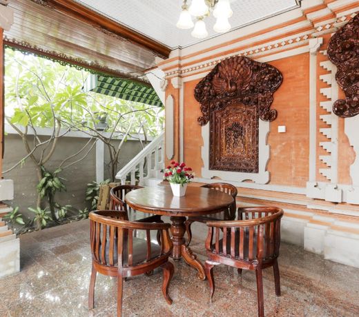 OYO 4003 Ceria Guesthouse Seminyak