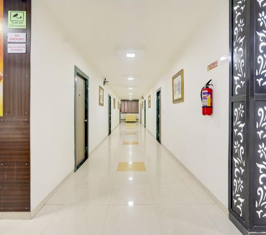 OYO 74870 Hotel Ayaansh