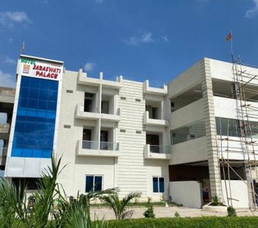 HOTEL SARASWATI PALACE