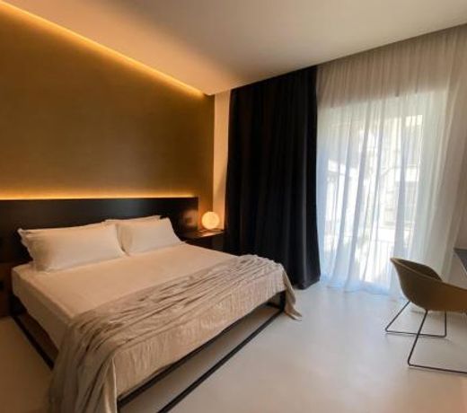 Meo Design Suites & Spa