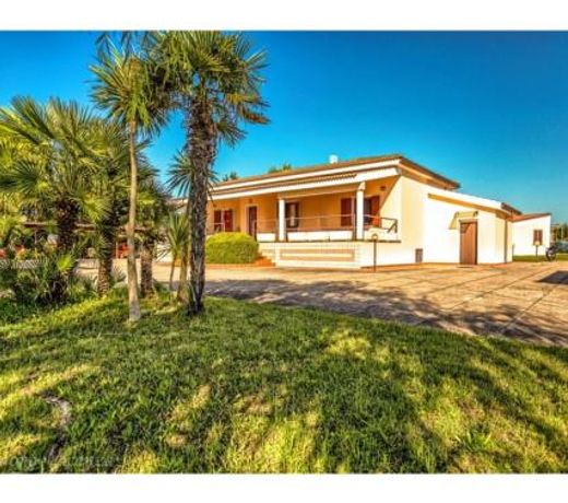 Alghero, Villa Jessica with swimming pool for 16 people