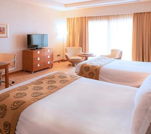 Holiday Inn - Suites Kuwait Salmiya, an IHG Hotel