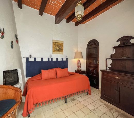 Mansion del Bosque