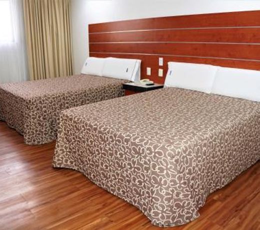Hotel Duque