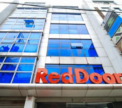 RedDoorz Plus @ San Marcelino Malate