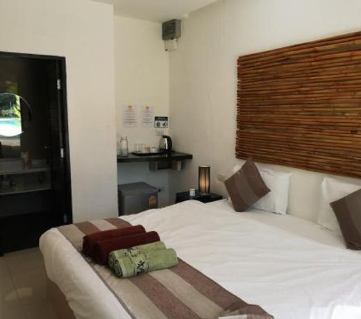 Hacia Resort