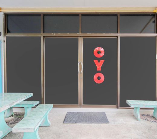 OYO 75310 Canalis Resort