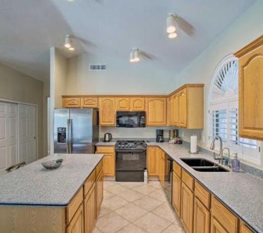Ideally Located Chandler Home Backyard Oasis