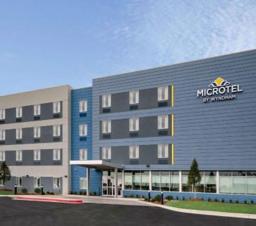Microtel Inn & Suites by Wyndham Hot Springs