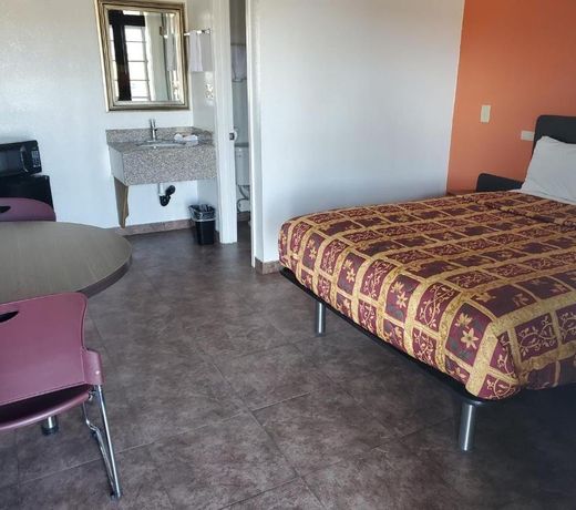 High Desert Inn