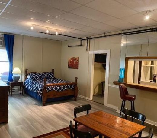 The Ivoryton Inn