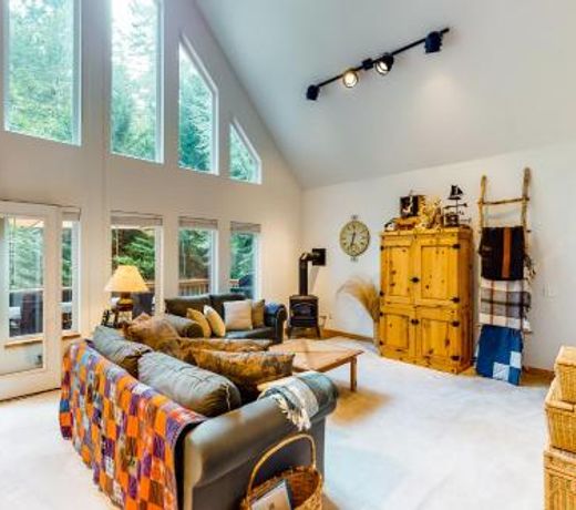 Alpine Home