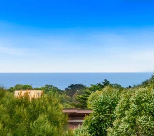Beach Road Luxury with Ocean Views