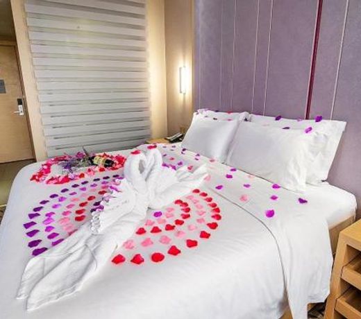 Lavande Hotel Leshan High-speed Railway Station Wanda Plaza