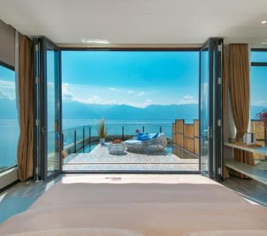 Love Cloud View Sea Hotel