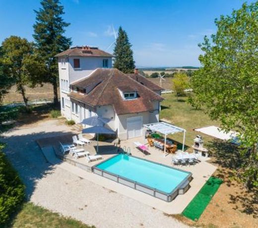Crazy Villa Radar 89 - Heated pool - Multisports field - 2h Paris - 30p