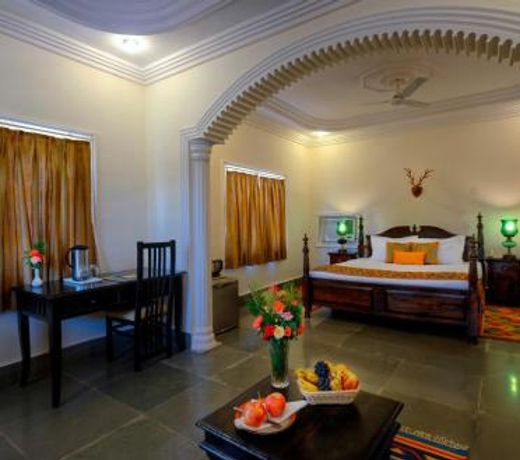 Tiger Den Resort