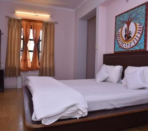 Hotel Sohandeep (Fort View)
