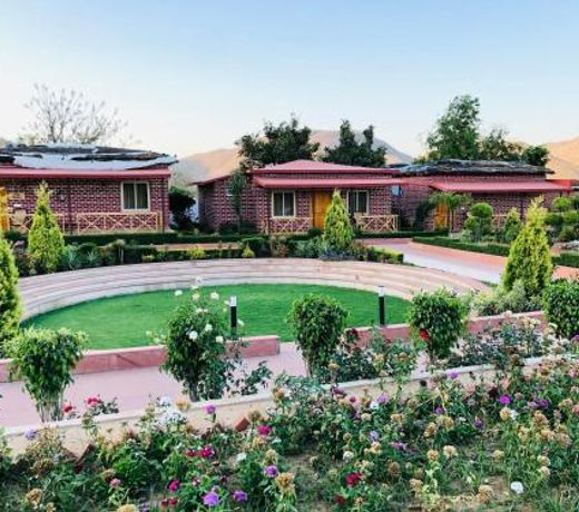 DESI THATH RESORT