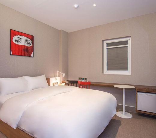 BLO BY BLO HOTEL