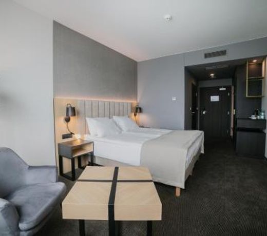 V Hotel Warsaw