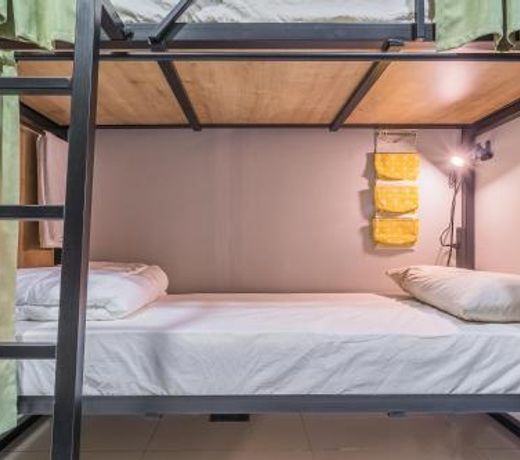 KEANU Hostel