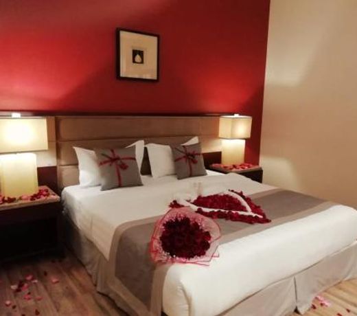 Ø³ÙØªÙ Ø±ÙØ²ÙØ¯ÙØ³ ÙÙØ§Ø¬ÙØ­Ø© Ø§ÙÙÙØ¯ÙÙØ© City Residence Hotel Suites