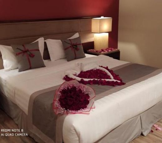 Ø³ÙØªÙ Ø±ÙØ²ÙØ¯ÙØ³ ÙÙØ§Ø¬ÙØ­Ø© Ø§ÙÙÙØ¯ÙÙØ© City Residence Hotel Suites