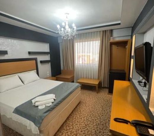 Ünaten otel
