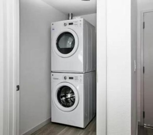 Roosevelt Row â Downtown Phoenix â Full Luxury Apartments