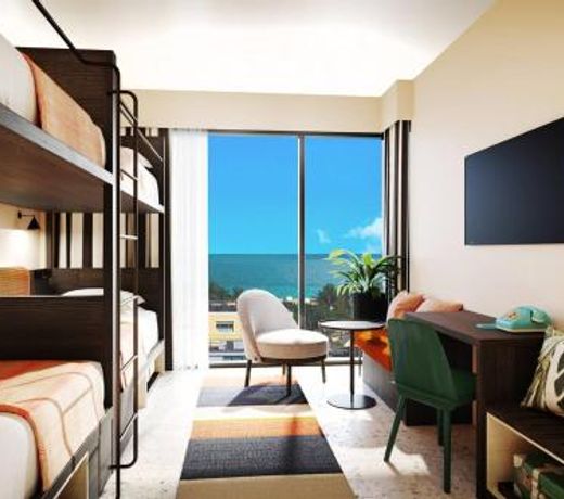 Moxy Miami South Beach