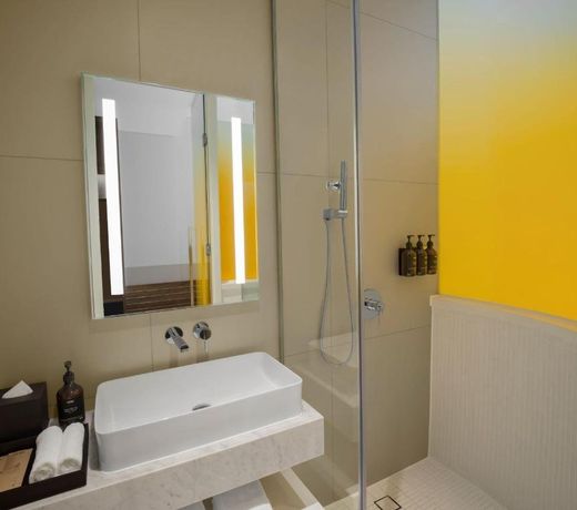 Wink Hotel Saigon Centre