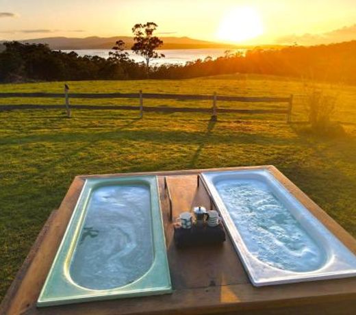Farm Stay & Iconic Water Views - 32 Zachary Drive