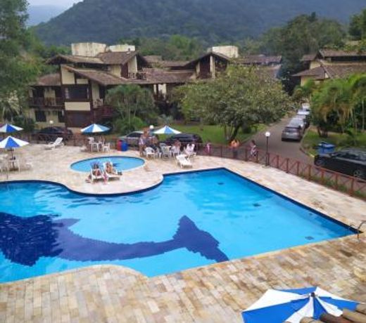 Casa na praia de maresias em condomÃ­nio na avenida da praia com piscina aquecida