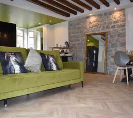 Maison 1747 - GÃ®tes de Standing en Vieille-ville avec Cour