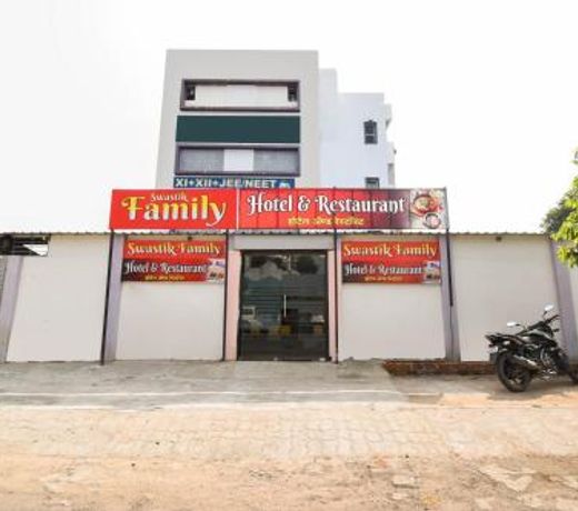 OYO 64041 Hotel Swastik