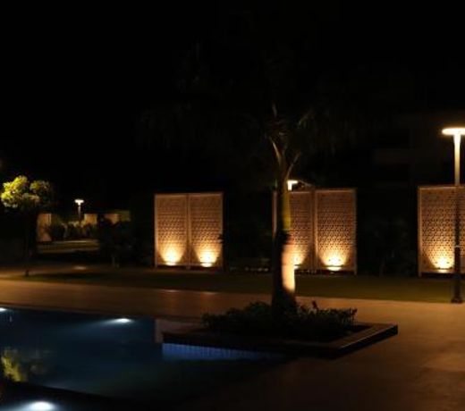 Hillcrest Hotel & Resort