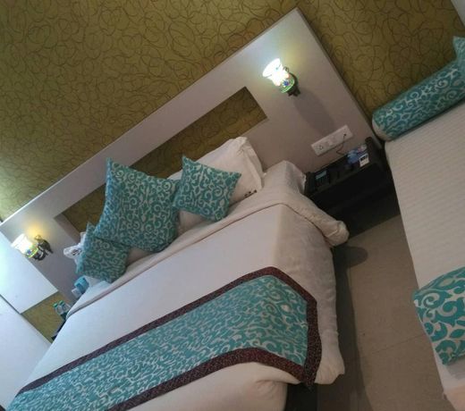 AGS HOLIDAY RESORTS