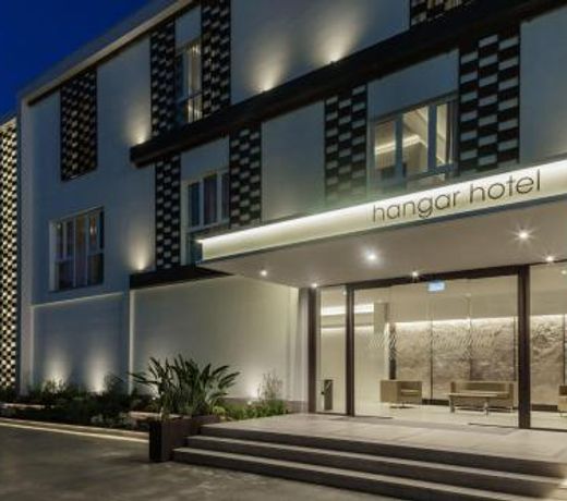 Hangar Hotel