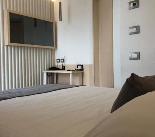 Hangar Hotel