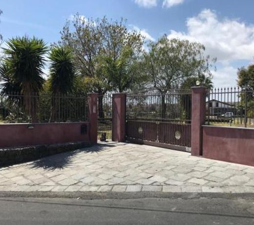 Holiday house start point
