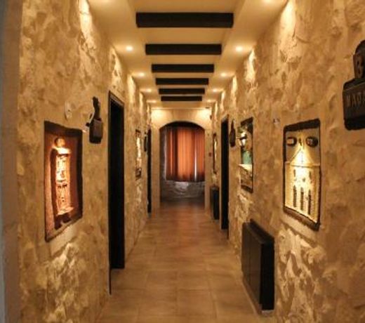 Mount Nebo Hotel & Restaurant Madaba City Center
