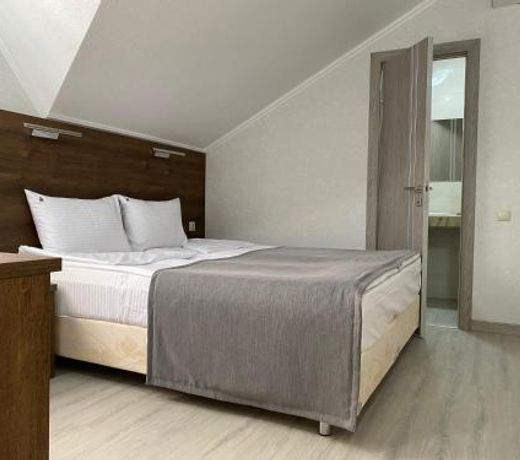Maro Hotel