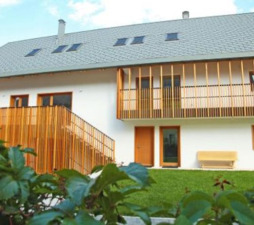 Apartment Jurijana - New 4-Bedroom Triplex with Sauna & Garden