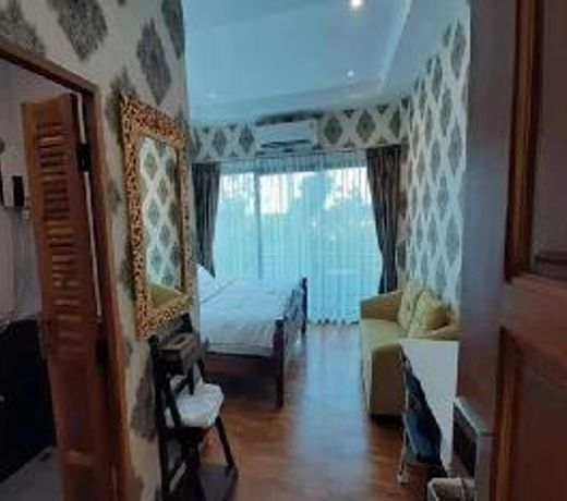 The Warmth Hotel